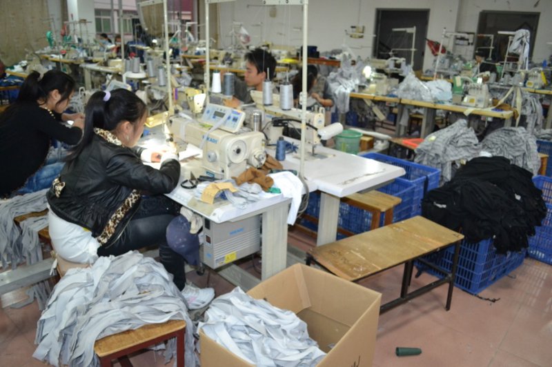 职场新时尚：定制职业装的魅力何在？